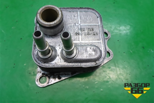 Радиатор масляный (2.7л 276DT) для Land Rover Discovery 3 с 2004-2009г (Дискавери)