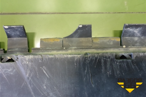 Пыльник переднего бампера центральный (30744925) для Volvo S40 с 2004-2012г (C40)