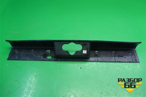 Обшивка багажника на заднюю панель (седан) для Ford Focus 1 с 1998-2004г (Фокус)