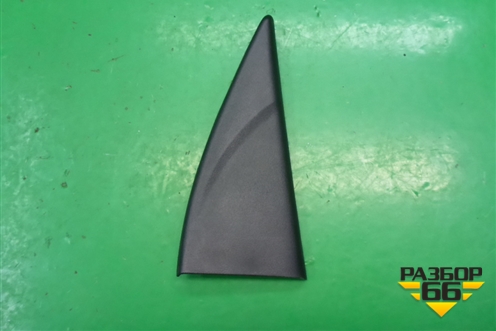 Накладка двери задней левой (уголок) (1M51A254K07) для Ford Focus 1 с 1998-2004г (Фокус)