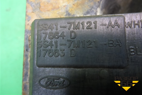 Опора КПП левая (АКПП 2.0л) (3S417M121AA) для Ford Focus 1 с 1998-2004г (Фокус)