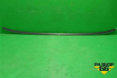 Молдинг лобового стекла нижний (новый) (5615333010) для Toyota Camry V70 с 2017г (Камри)