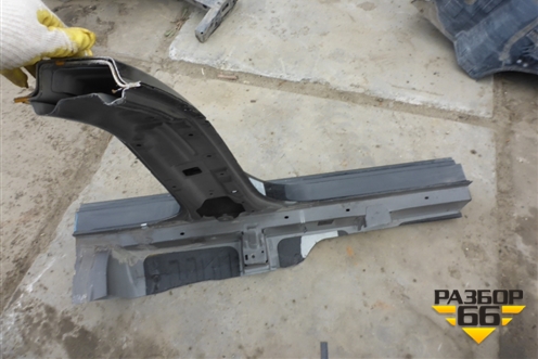 Порог со стойкой левый для Hyundai Solaris с 2010-2016г (Солярис)