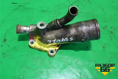 Фланец двигателя системы охлаждения (5.2л 4HK1) для Isuzu ELF (N-series) с 2006-2014г (Эльф)