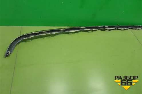 Накладка заднего бампера (4M0807578) для Audi Q7 c 2015г (Ку 7)