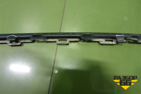 Накладка заднего бампера (4M0807578) для Audi Q7 c 2015г (Ку 7)