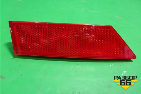 Отражатель в дверь багажника (после 2018г левый на накладку) (92405D3510) для Hyundai Tucson с 2015-2022г (Туксон)