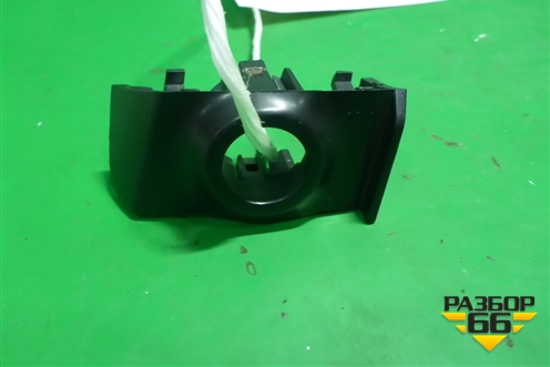 Кронштейн датчика парковки (передний левый) (8W6919267D) для Audi A5/S5 с 2016г (А5/С5)