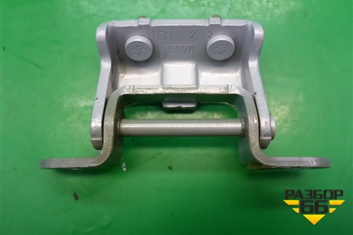 Петля двери задней правой верхняя для Nissan Primera (P12E) с 2001-2008г (Примера)