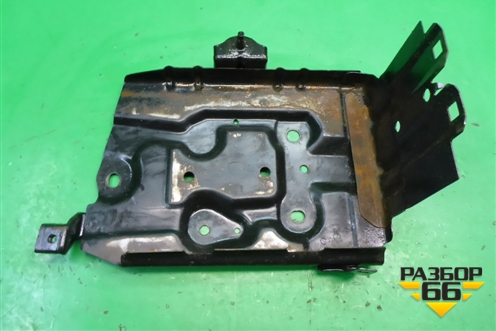 Площадка под аккумулятор для Nissan Primera (P12E) с 2001-2008г (Примера)