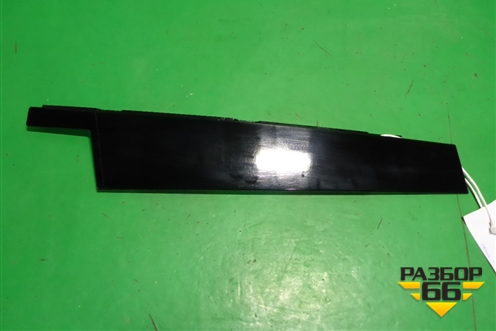 Накладка двери задней правой (на рамку) (A1676903300) для Mercedes Benz GLE-Klass V167 с 2018г (ГЛЕ)