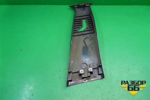 Обшивка стойки центральная верхняя левая (9486845) для Volvo S40 с 2004-2012г (C40)