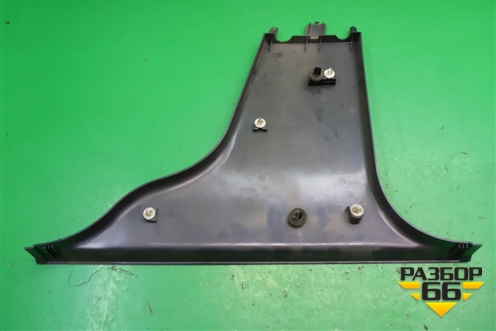 Обшивка стойки центральная нижняя левая (9486847) для Volvo S40 с 2004-2012г (C40)