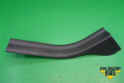 Накладка порога внутренняя заднего правого (8641787) для Volvo S40 с 2004-2012г (C40)