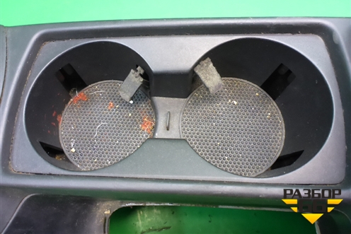 Подлокотник (8687408) для Volvo S40 с 2004-2012г (C40)