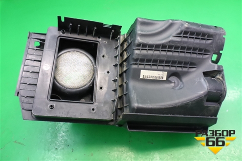 Корпус воздушного фильтра (2.4л B5244S) (30677532) для Volvo S40 с 2004-2012г (C40)