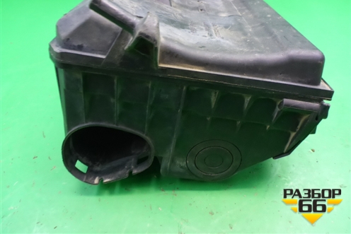 Корпус воздушного фильтра (2.4л B5244S) (30677532) для Volvo S40 с 2004-2012г (C40)