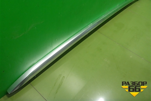 Рейлинг на крышу правый (4M0860022D) для Audi Q7 c 2015г (Ку 7)