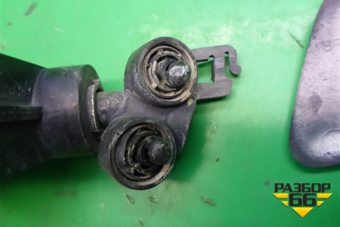 Форсунка омывателя фары правая для Volvo S40 с 2004-2012г (C40)