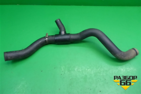 Патрубок системы охлаждения (на радиатор верхний) для Volvo S40 с 2004-2012г (C40)