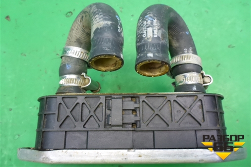 Радиатор масляный (2.4л B5244S) для Volvo S40 с 2004-2012г (C40)