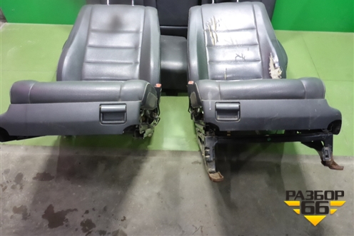 Сиденья комплект (с AIR BAG подогрев) для Volkswagen Touareg c 2002-2010г (Туарег)