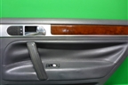 Обшивка двери задней правой под электрику (7L6867212) для Volkswagen Touareg c 2002-2010г (Туарег)