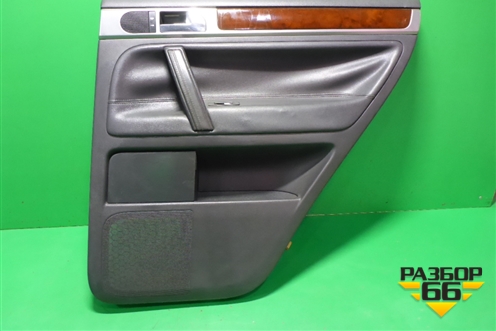 Обшивка двери задней правой под электрику (7L6867212) для Volkswagen Touareg c 2002-2010г (Туарег)