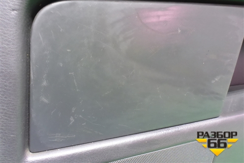 Обшивка двери задней правой под электрику (7L6867212) для Volkswagen Touareg c 2002-2010г (Туарег)