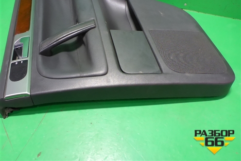 Обшивка двери задней правой под электрику (7L6867212) для Volkswagen Touareg c 2002-2010г (Туарег)