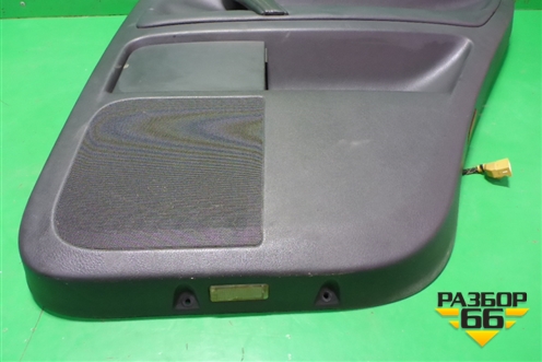 Обшивка двери задней правой под электрику (7L6867212) для Volkswagen Touareg c 2002-2010г (Туарег)