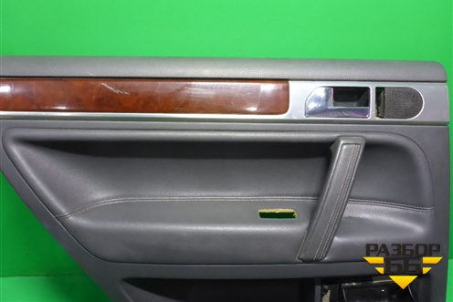 Обшивка двери задней левой под электрику (7L6867211) для Volkswagen Touareg c 2002-2010г (Туарег)