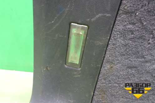 Обшивка багажника левая (7L6867037) для Volkswagen Touareg c 2002-2010г (Туарег)