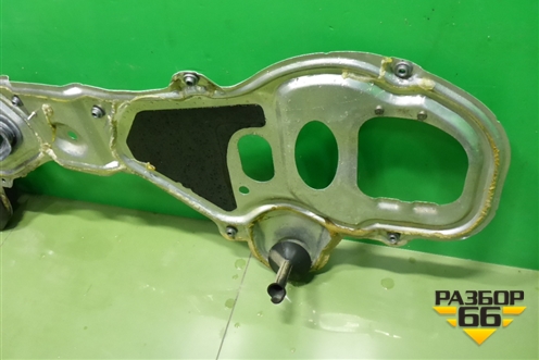 Щит моторный (7L6863911) для Volkswagen Touareg c 2002-2010г (Туарег)