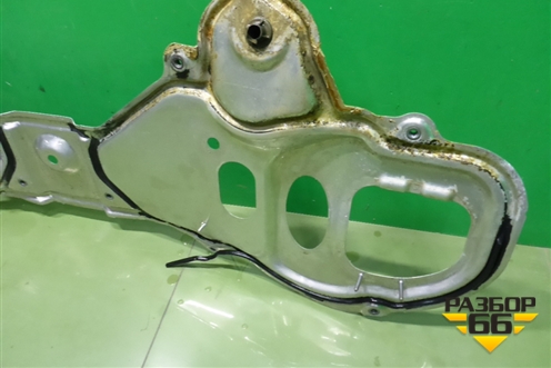 Щит моторный (7L6863911) для Volkswagen Touareg c 2002-2010г (Туарег)