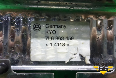 Обшивка багажника на заднюю панель (7L6863459) для Volkswagen Touareg c 2002-2010г (Туарег)