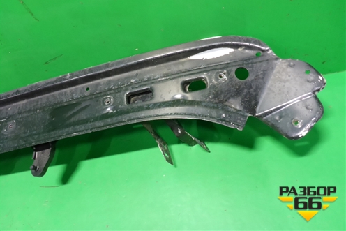 Кронштейн переднего крыла левый (7L6805175D) для Volkswagen Touareg c 2002-2010г (Туарег)