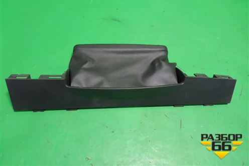 Накладка внутренняя (над рулевым кожухом) (7L6419798B) для Volkswagen Touareg c 2002-2010г (Туарег)