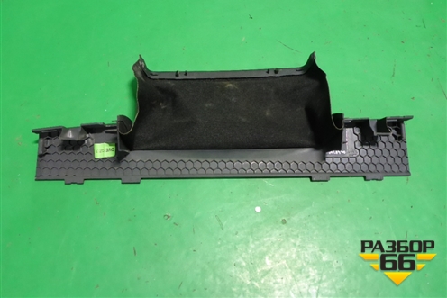 Накладка внутренняя (над рулевым кожухом) (7L6419798B) для Volkswagen Touareg c 2002-2010г (Туарег)