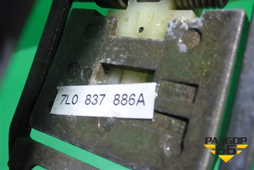 Ручка наружная двери передней правой (7L0837886A) для Volkswagen Touareg c 2002-2010г (Туарег)