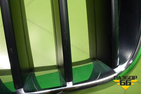 Решетка радиатора правая (7316076) для BMW X5 F15 с 2013г (Х5 Ф15)