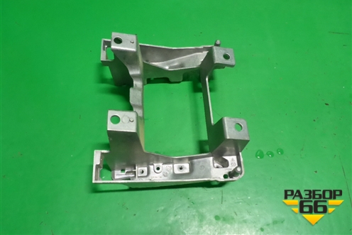 Кронштейн (подлокотника) (7L0863345) для Volkswagen Touareg c 2002-2010г (Туарег)