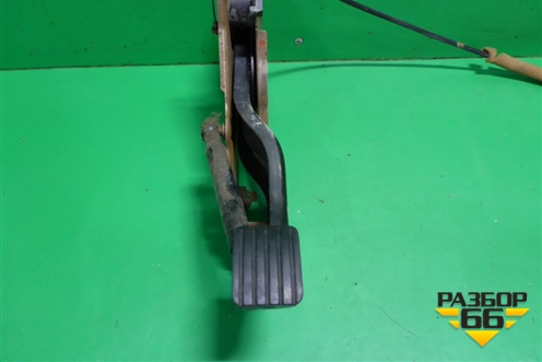 Педаль стояночного тормоза (7L0721797C) для Volkswagen Touareg c 2002-2010г (Туарег)