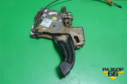 Педаль стояночного тормоза (7L0721797C) для Volkswagen Touareg c 2002-2010г (Туарег)