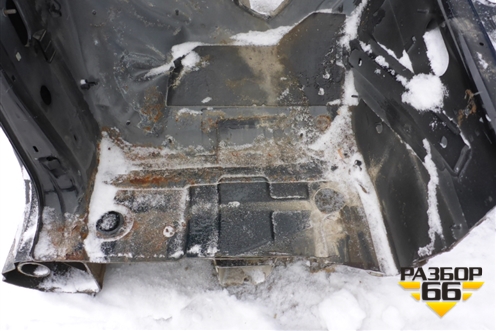 Лонжерон передний левый для Volkswagen Touareg c 2002-2010г (Туарег)