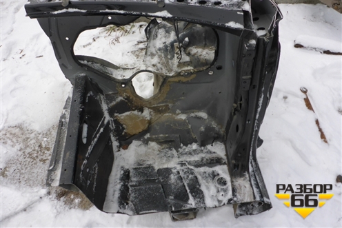 Лонжерон передний правый для Volkswagen Touareg c 2002-2010г (Туарег)