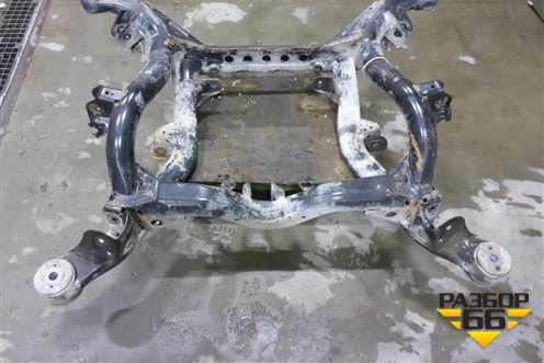 Балка задняя (7L0500041) для Volkswagen Touareg c 2002-2010г (Туарег)