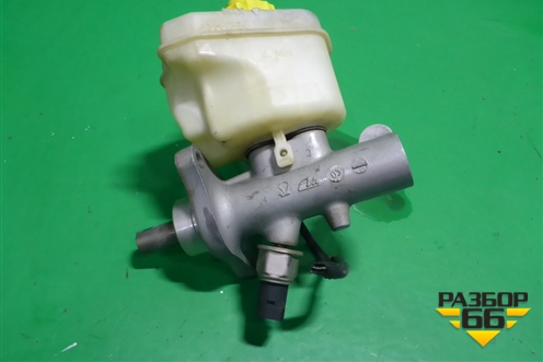 Цилиндр тормозной главный для Volkswagen Touareg c 2002-2010г (Туарег)