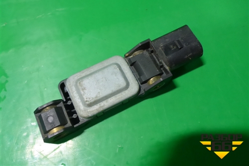 Датчик AIR BAG (7L0909606) для Volkswagen Touareg c 2002-2010г (Туарег)