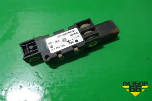 Датчик AIR BAG (7L0909606) для Volkswagen Touareg c 2002-2010г (Туарег)